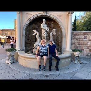 Meet your Posher, Dara